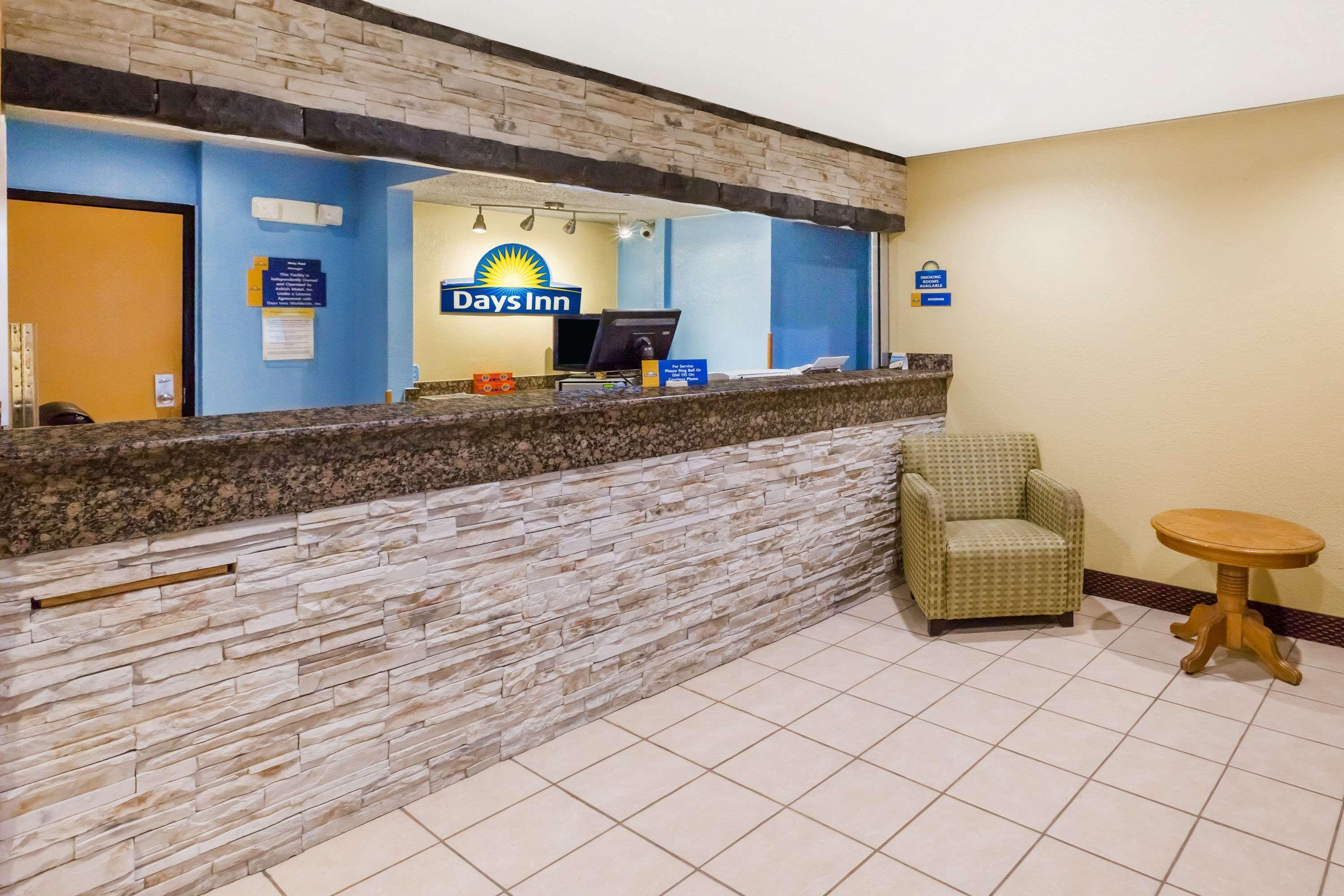 Days Inn By Wyndham Ankeny - Des Moines Экстерьер фото