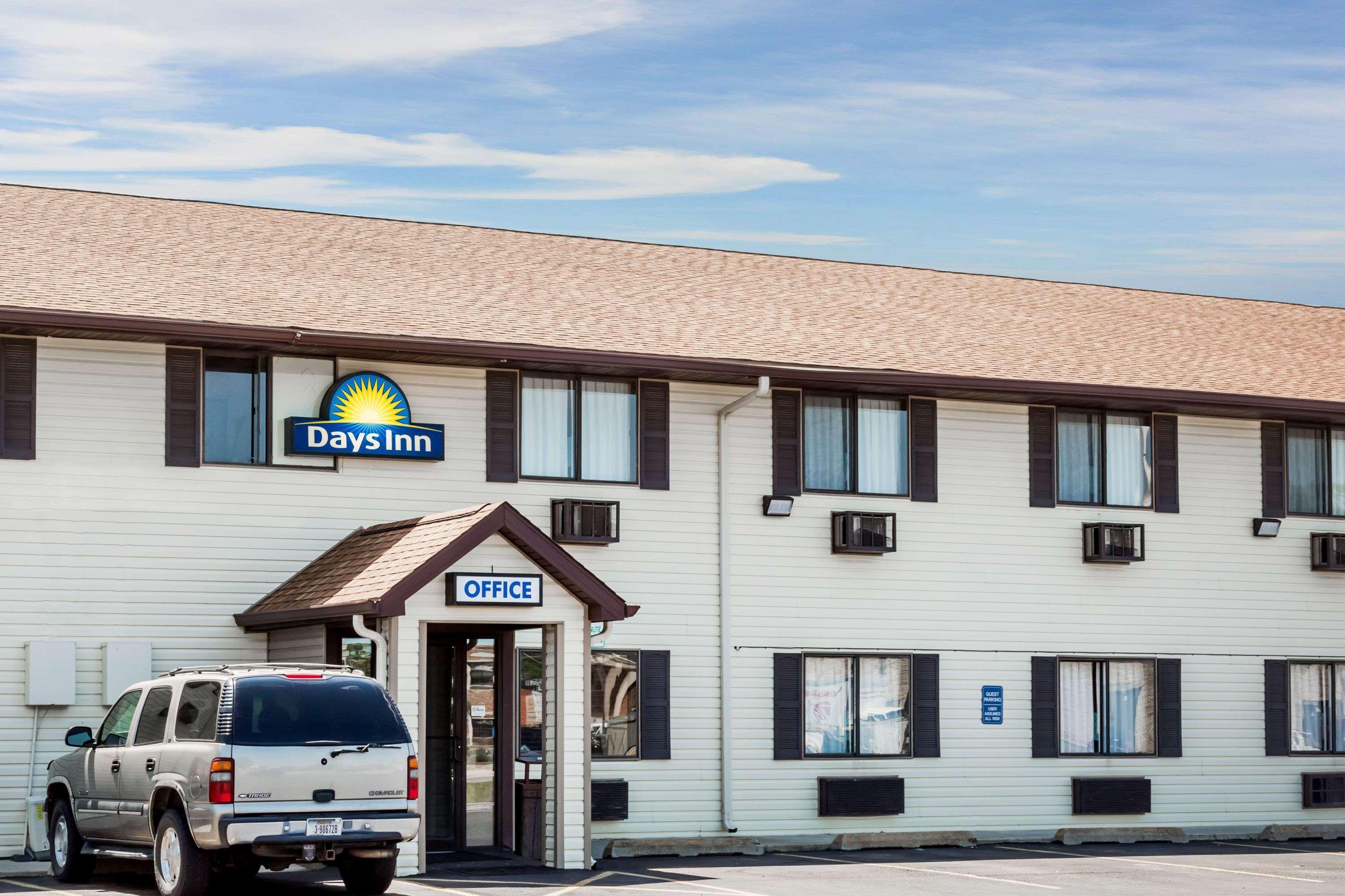 Days Inn By Wyndham Ankeny - Des Moines Экстерьер фото